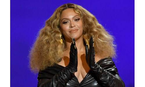 BEYONCE 67. GRAMMY ÖDÜLLERİ TÖRENİNE DAMGASINI VURDU